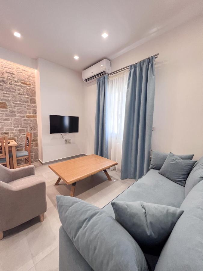 מירינה Zeus & Emmanuil Luxury Houses מראה חיצוני תמונה