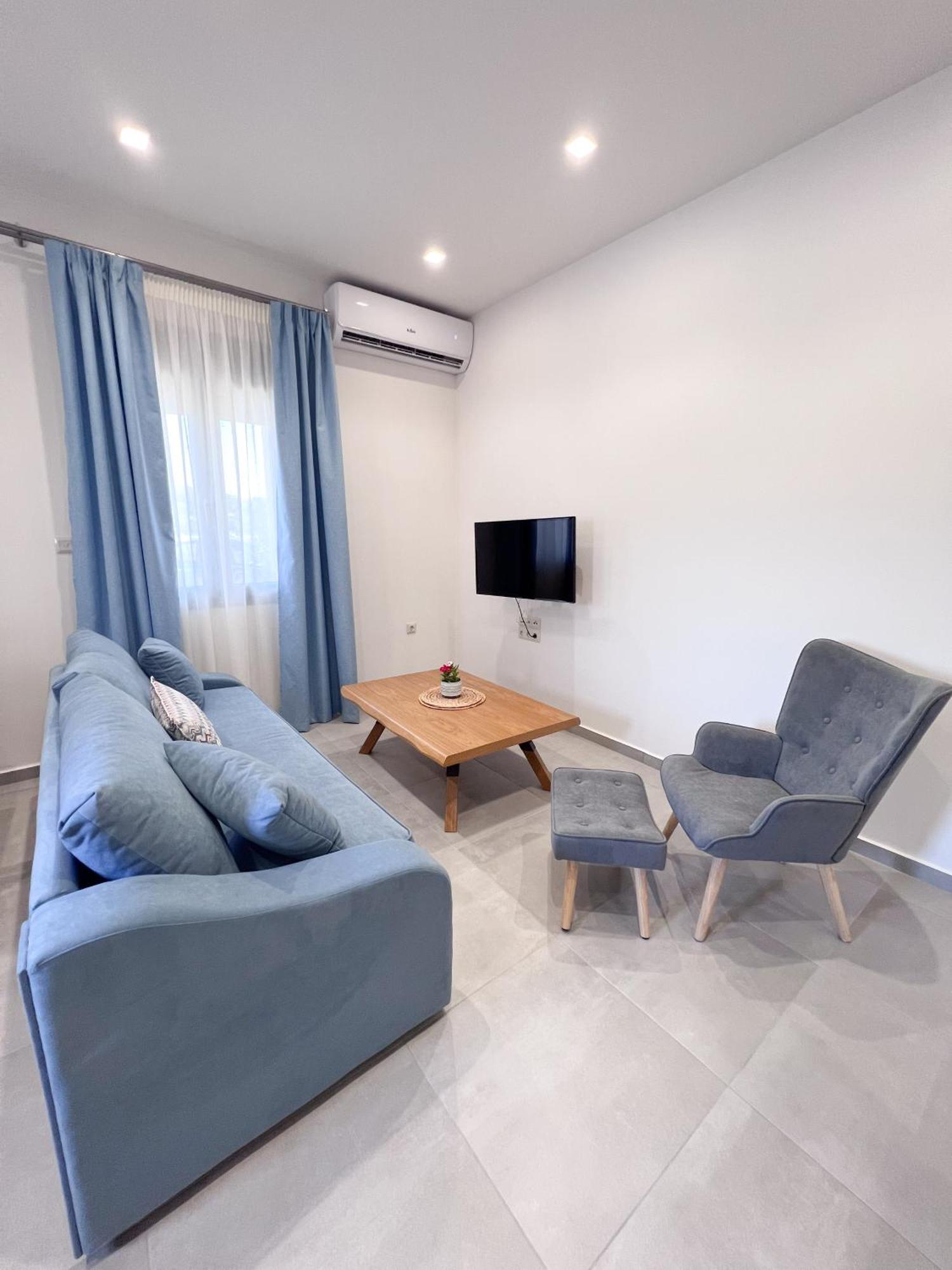 מירינה Zeus & Emmanuil Luxury Houses מראה חיצוני תמונה