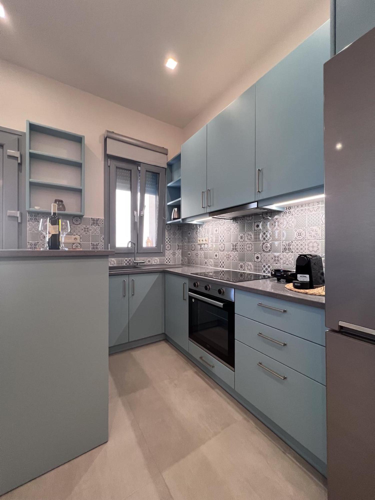 מירינה Zeus & Emmanuil Luxury Houses מראה חיצוני תמונה